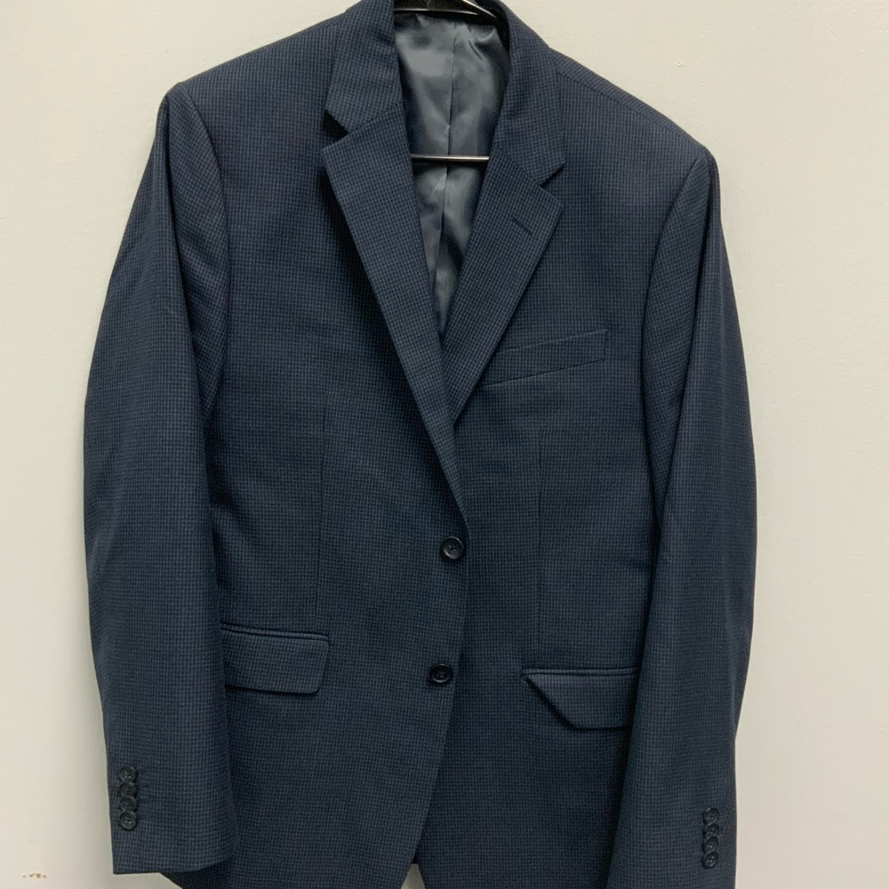 BANANA REPUBLIC standard fit blazer.